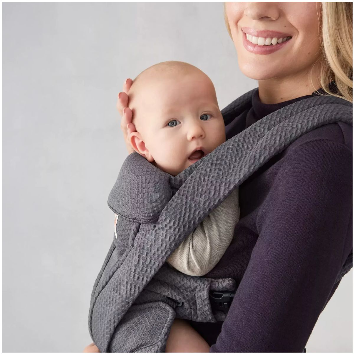 Ergobaby Omni Deluxe Newborn Baby Carrier 0-48M - Graphite Grey - Built for Daily Adventures